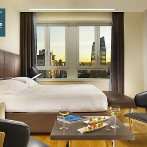 Hotel Century, Milano