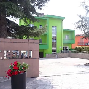 https://hotel-i-cedri.it-tuscanyhotel.com