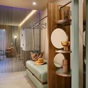 Milan Suite Hotel Милан